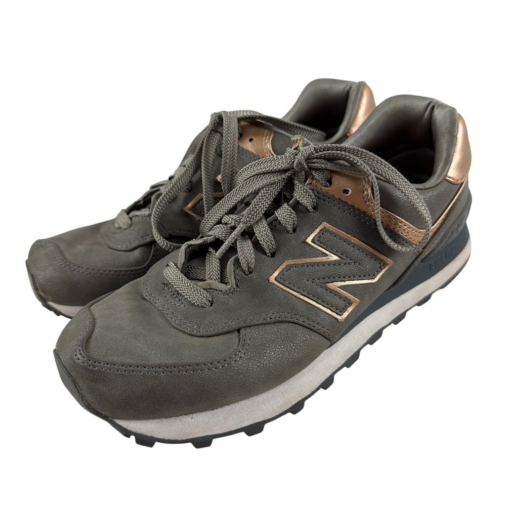 New Balance 574 Core Womens Sneakers Sz 7 Grey Rose Gold Metallic Shoes WL574WMB